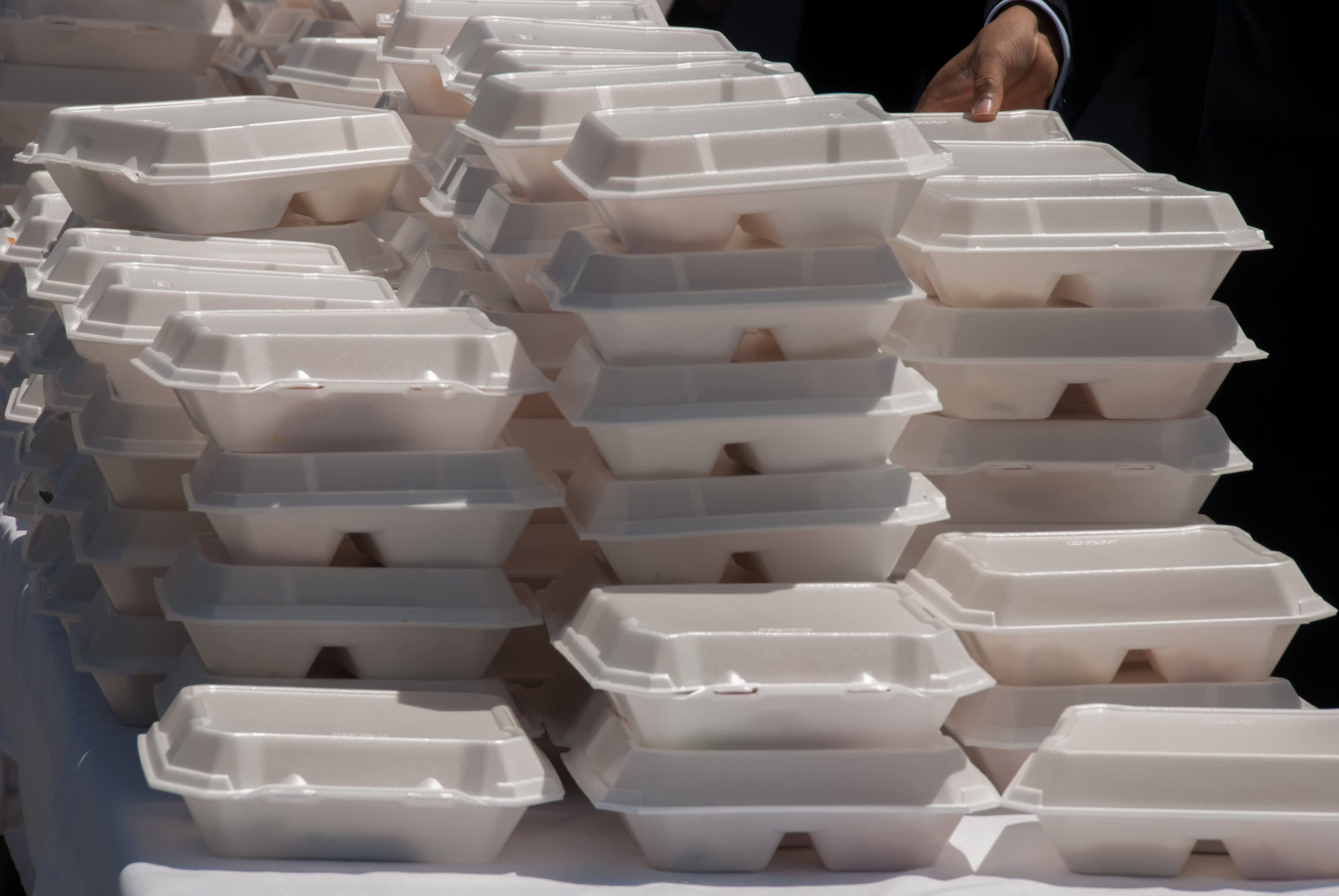 US Towns are Banning Plastic Foam Food Containers